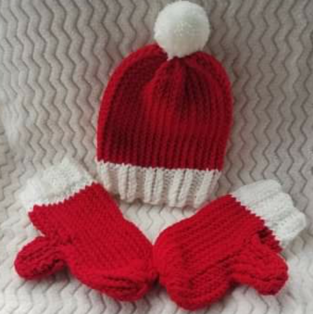 Christmas Hat & Mittens Bundle, Handcrafted NWOT